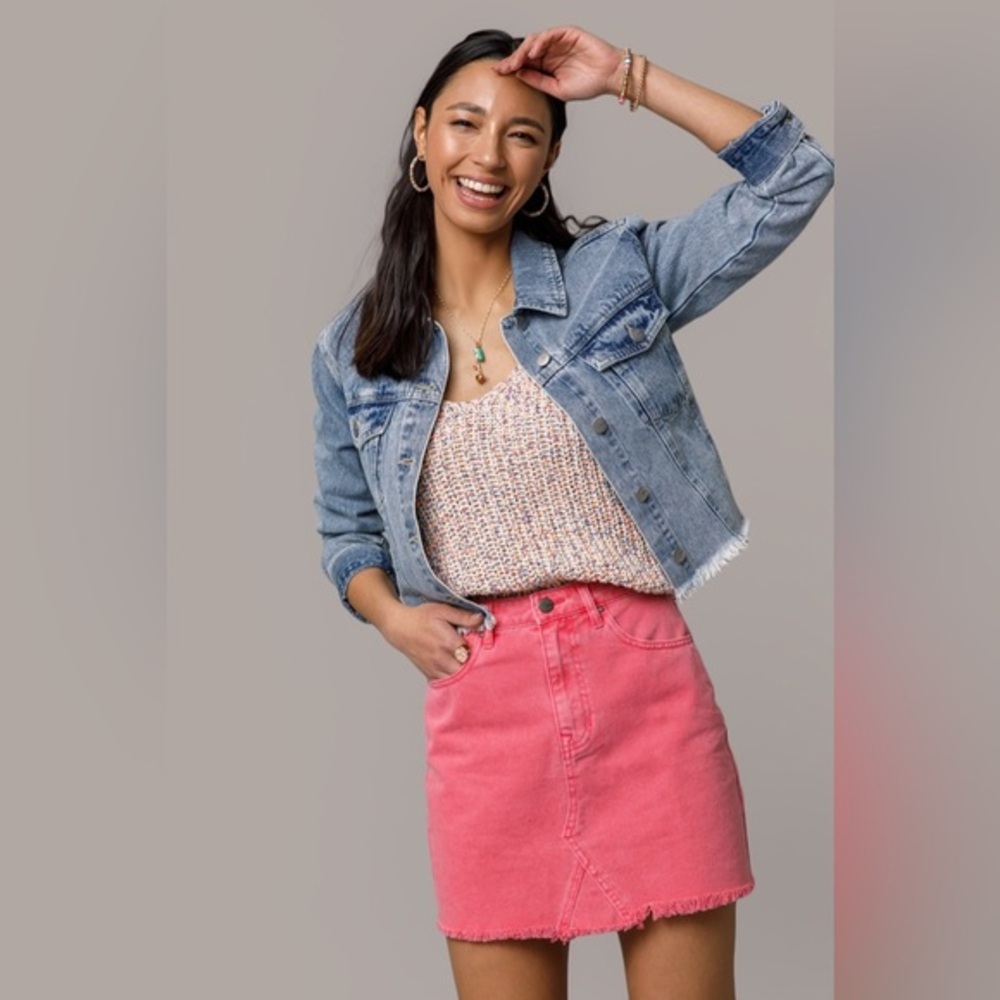 Tgla‎ Women's Skirt Mini Size L Denim Pink Raw Hem NWT